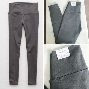 NWT Aerie Move 7/8 Leggings